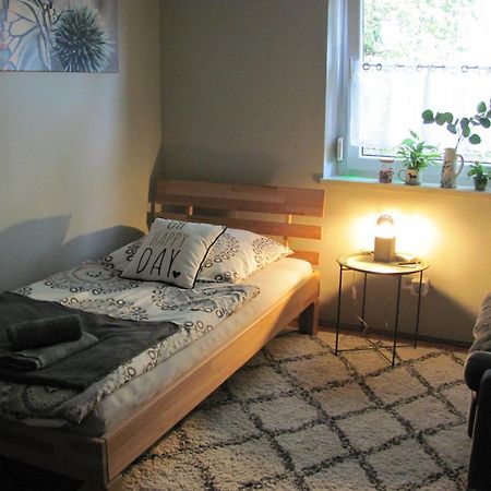 #3 Gemuetliches Ruhiges Zimmer Gartenblick, Gemeinschaftsbad W-Lan Airport Nah Gelegen Mit Late Night Check In Haus Nr 9,5 Trunkelsberg Extérieur photo